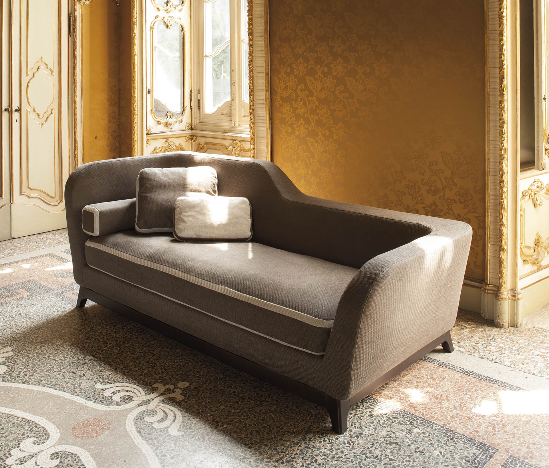 Диван-кровать Фабрика MILANO BEDDING Jeremie Evo 
